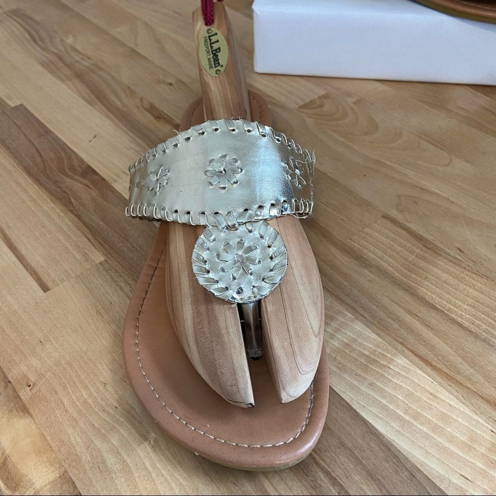 Altar'd State Light Gold 'Rosetta' Style Woven Flat Slide On Sandals Size 8 1/2 - Picture 5 of 10